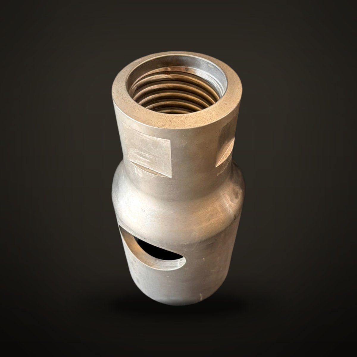 Ejection head 101,6 conical rh. x 152,4 conical rh.